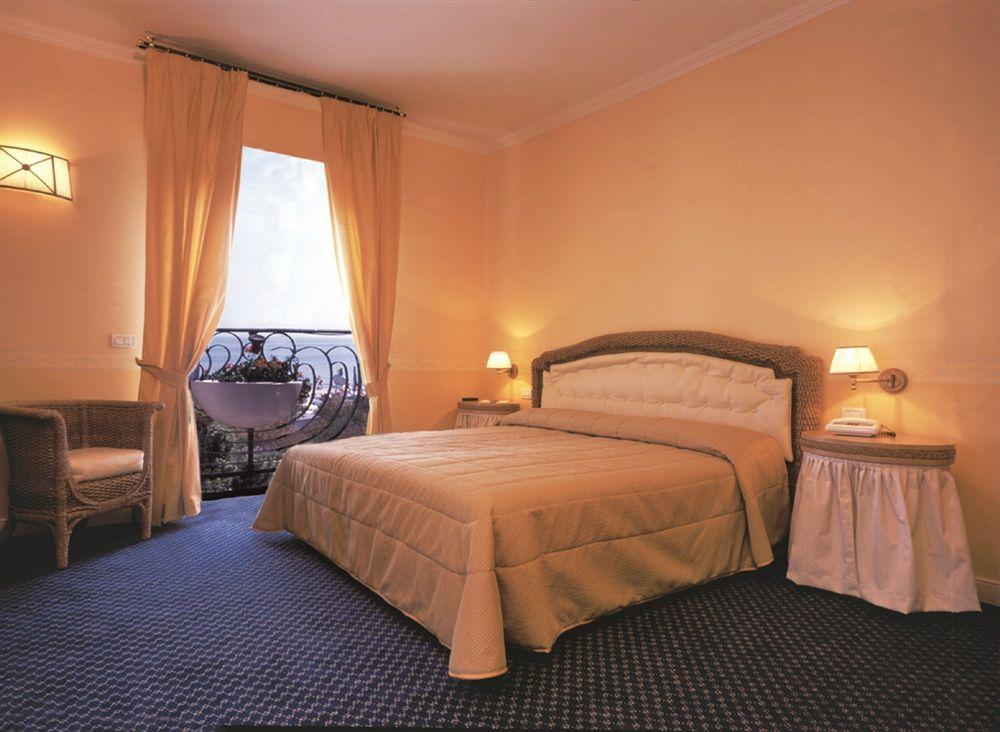 Hotel Corallo Riccione Esterno foto