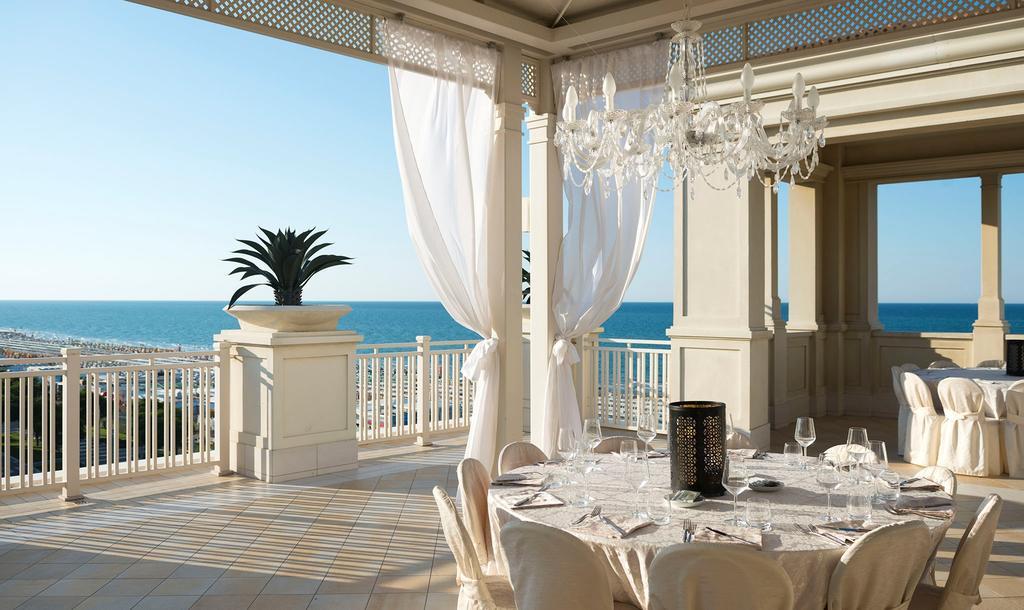 Hotel Corallo Riccione Esterno foto